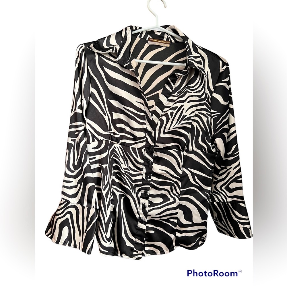 🔥⭐️Rinascimento Animal Print Top
